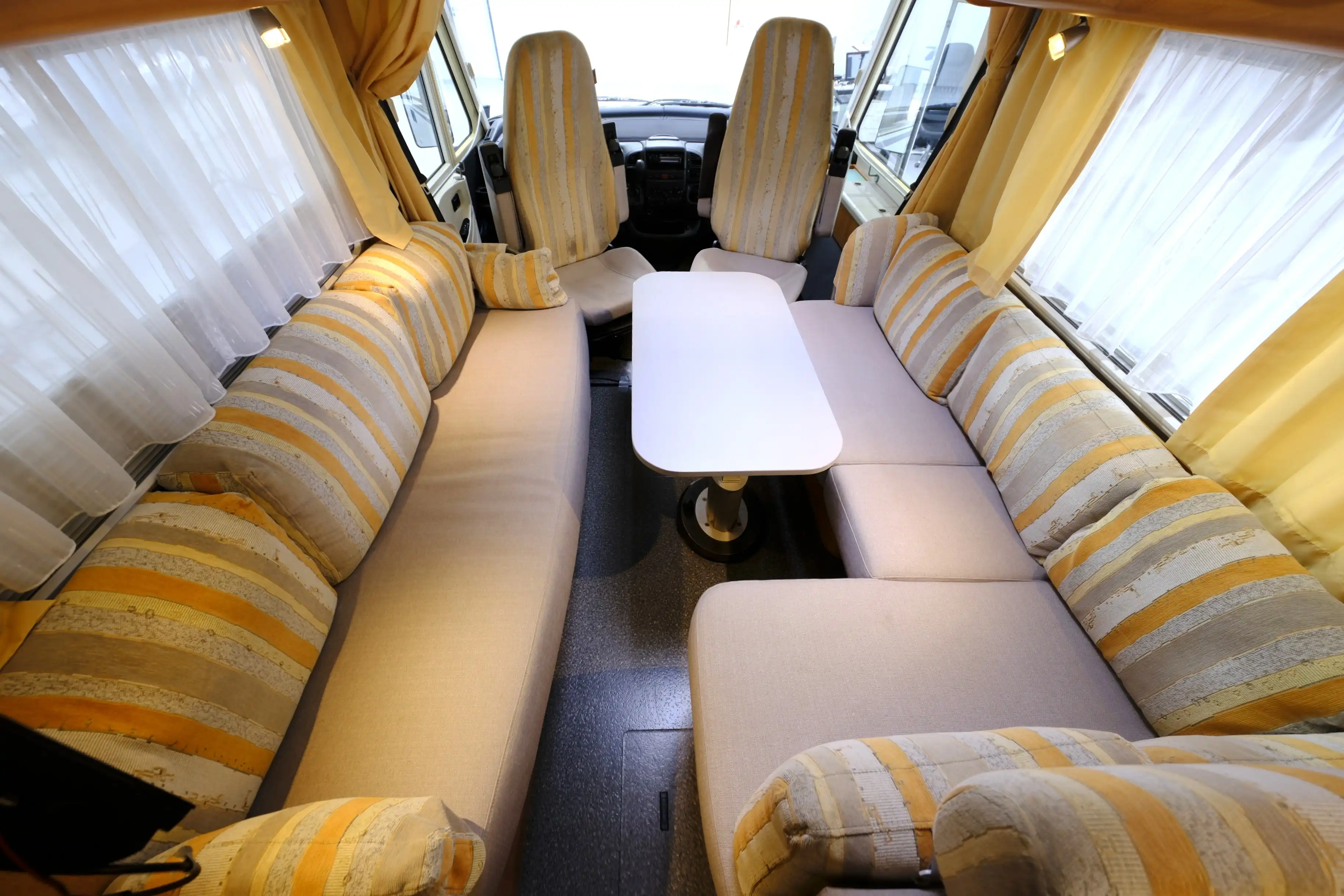HYMER-ERIBA B 544 